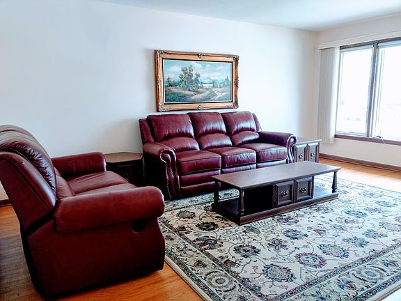 4th image of 8848 S 55th Ct