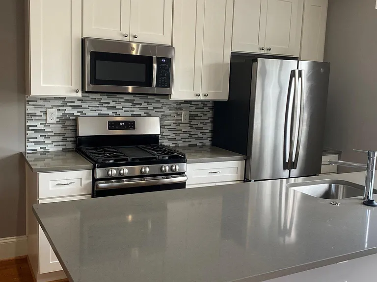 415 Butternut St NW #7 — Photo 16