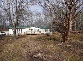 2824 Wishon Rd, Yadkinville, NC 27055