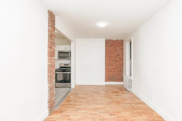 Rented by MySpaceNYC | media 9