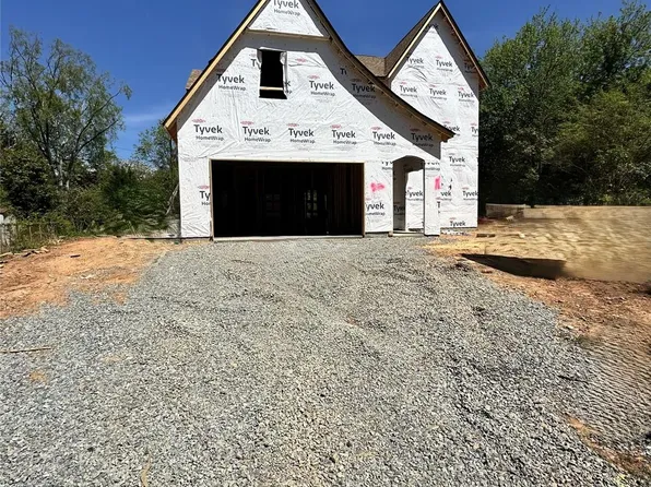 1810 Ferguson Ct, Charlotte, NC 28205