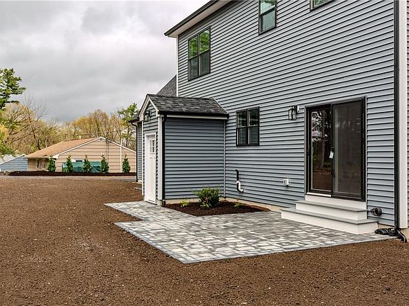 5th image of 70 Cedar Swamp Rd