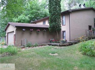 12092 Beardslee Rd, Perry, MI 48872