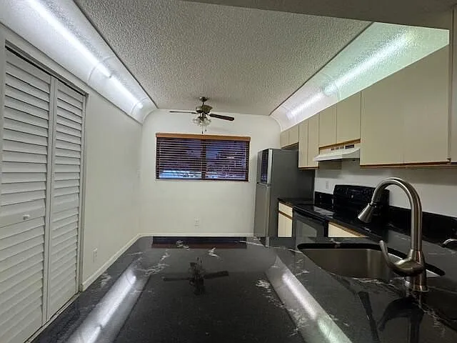 15235 Lakes Of Delray Blvd #299 — Photo 6