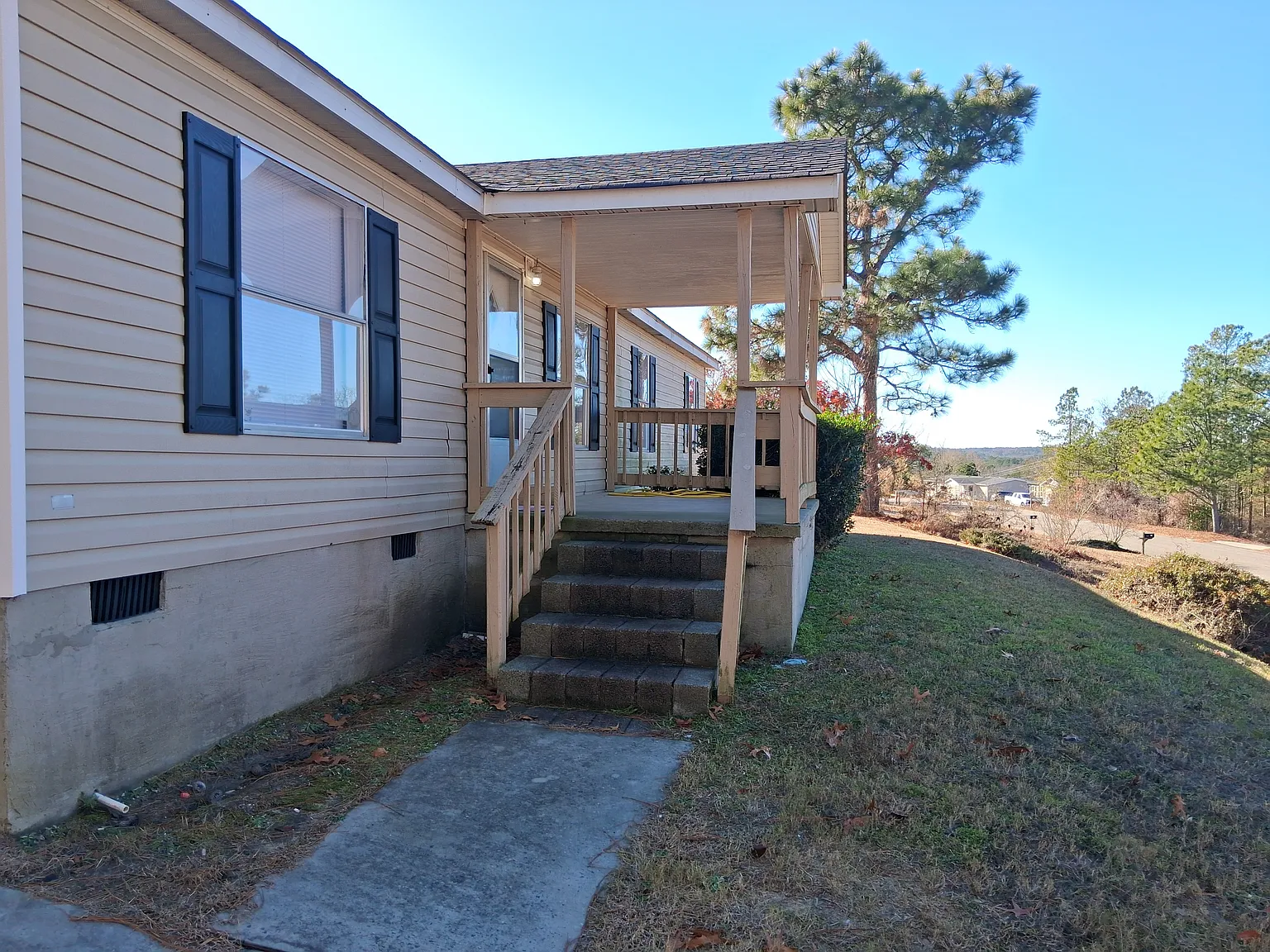 3 bed, 1248 sqft, $1,575 — Photo 2
