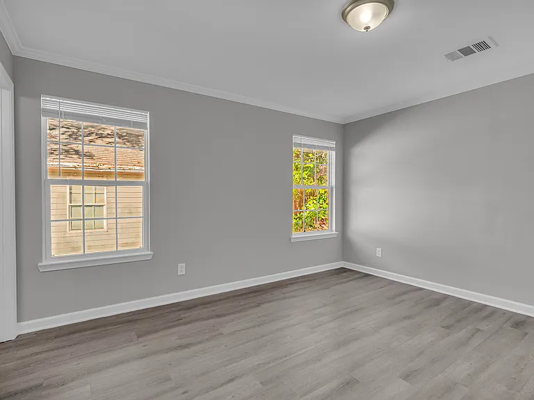 1040 Thomasville Estates Way SE — Photo 32