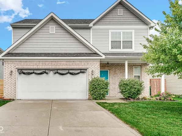 5792 Open Fields Dr, Whitestown, IN 46075