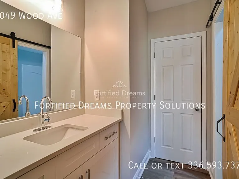4049 Wood Ave — Photo 8