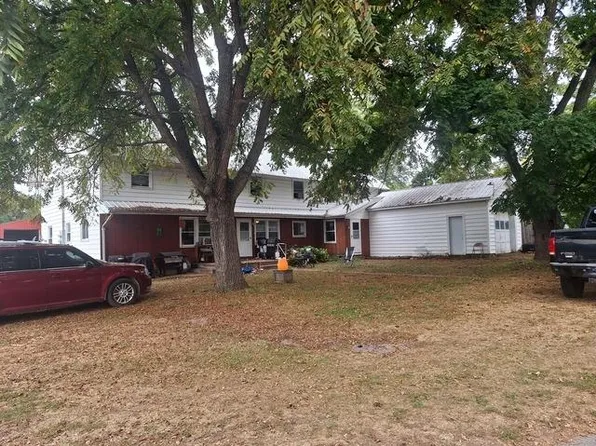 200 N Oregon St, Troy Grove, IL 61372