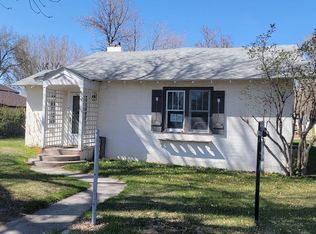 712 B St, Basin, WY 82410