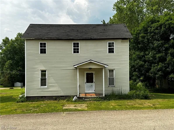 511 High St, Pleasant City, OH 43772
