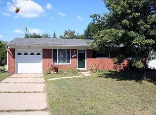 1420 Cardigan Dr, Oxford, MI 48371