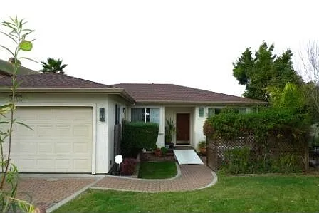 3122 Aylesbury Ct photo 1