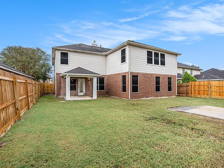 3811 Misty Falls Ln — Photo 23