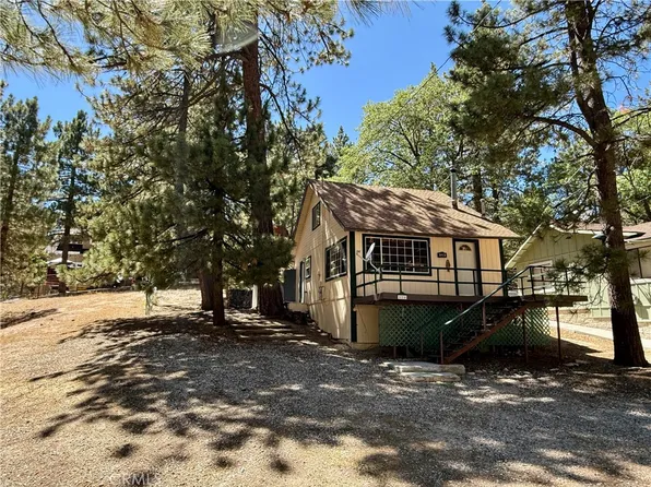 524 Fir Dr, Green Valley Lake, CA 92341