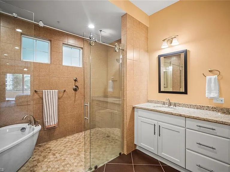 21460 Strada Nuova Cir — Photo 14