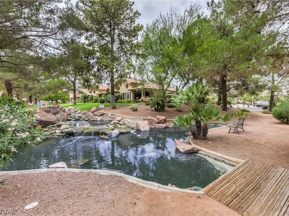 7812 Canoe Ln, Las Vegas, NV 89145