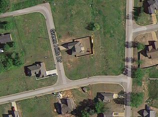 130 Clay Hill Dr, Oakland, TN 38060