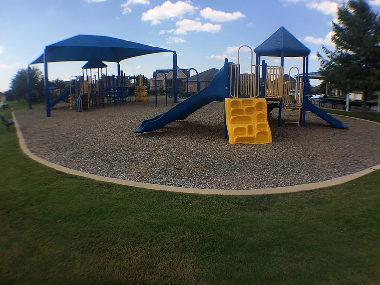 2401 Morning Dew Dr — Photo 24