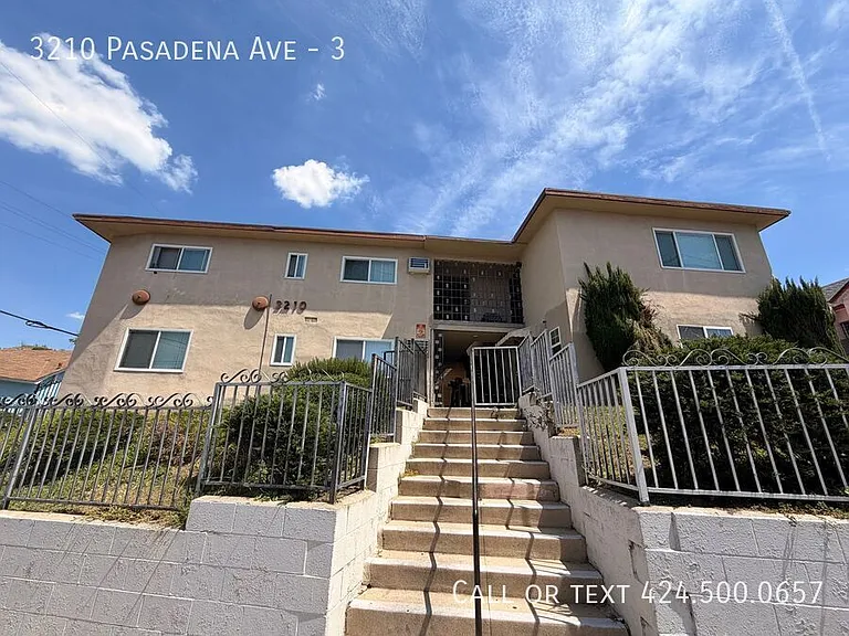 3210 Pasadena Ave #3 — Photo 11