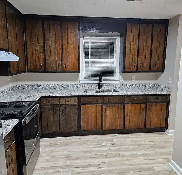 2128 Terrace Club Ct #B — Photo 2