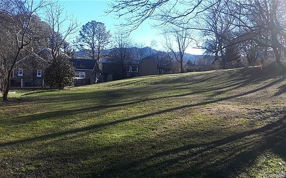 2nd image of 100 Swannanoa Ave