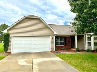 16 Bellinghaus Ln, Greensboro, NC 27455
