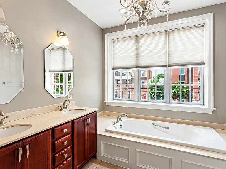 2355 E York St — Photo 14