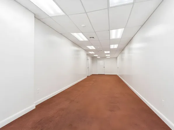 1303 Summit Avenue image 3 of 21