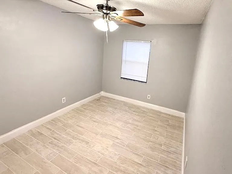 5228 Cherry Ave — Photo 10