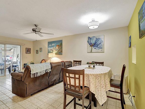 4th image of 2121 NE 1st Ct APT 105