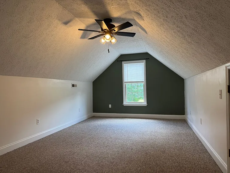 105 Owls Nest Ct — Photo 24
