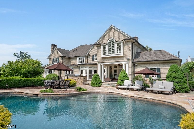 17 Thames Dr, Livingston, NJ 07039 Zillow