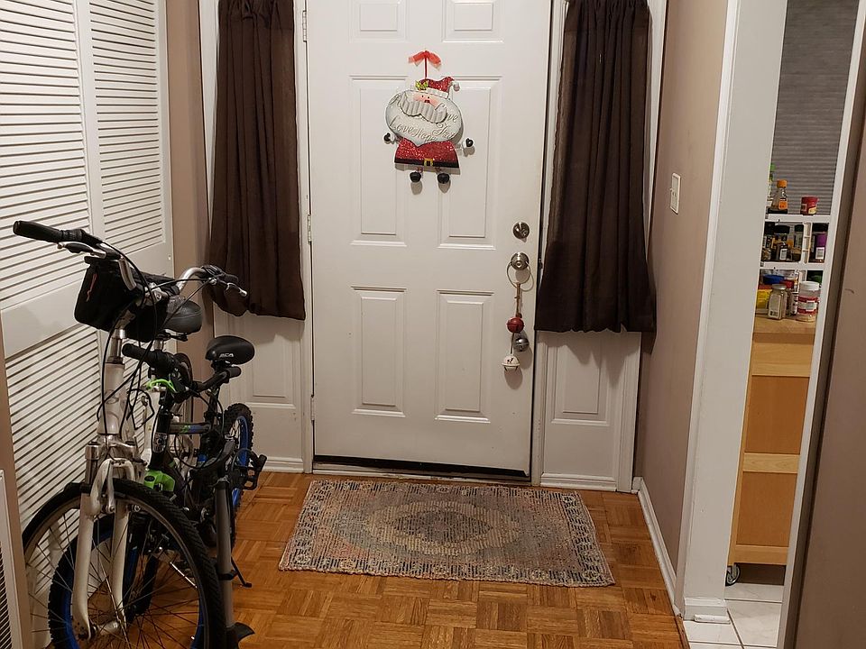 1st image of 705 Lindsley Ct #705