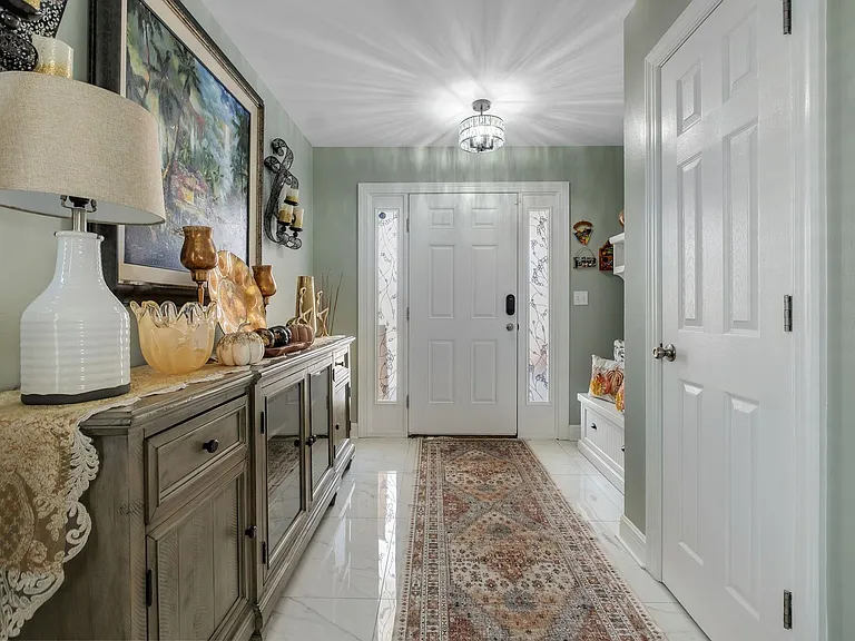 4800 Silent Creek Ln — Photo 6