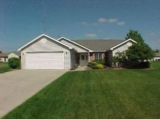 158 Westlake Dr, Edgerton, OH 43517