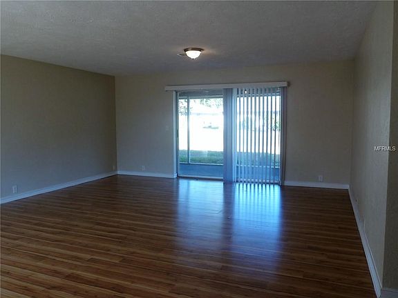 5th image of 1600 Honey Ct