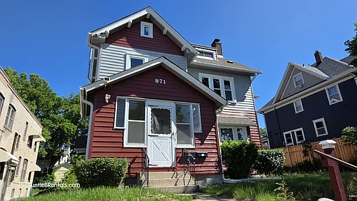 871 Saint Clair Ave #3 Photo 1