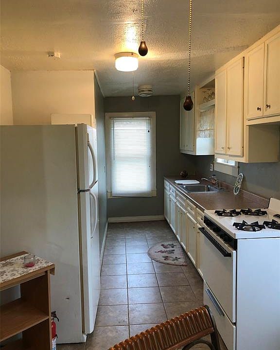 1st image of 2810 Louisiana St APT 5