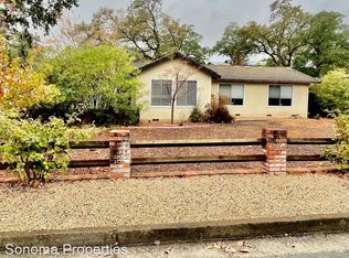 16787 Estrella Dr, Sonoma, CA 95476