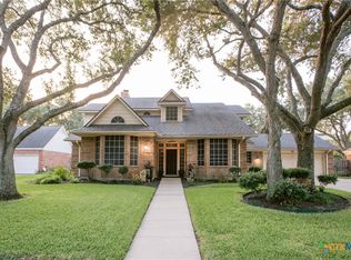 504 Masters Dr, Victoria, TX 77904
