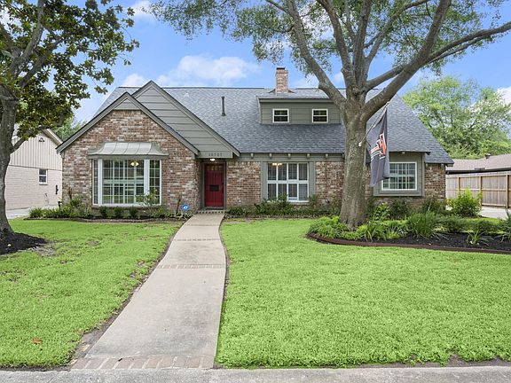 4th image of 10707 Holly Springs Dr