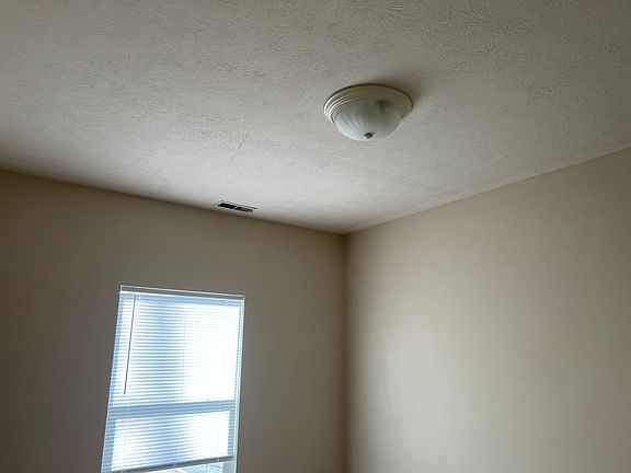4th image of 3983 Amelia Ave APT 14