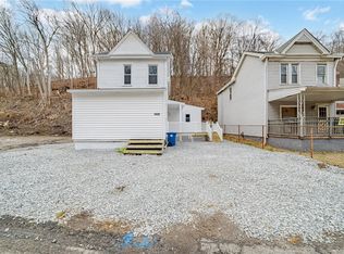 1629 Streets Run Rd, Pittsburgh, PA 15236