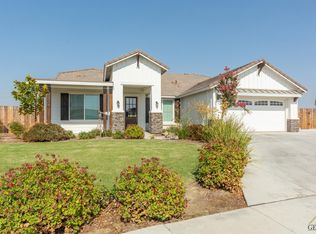 6900 Bidwell Dr, Bakersfield, CA 93311