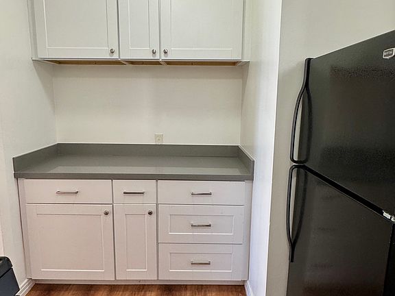 4th image of 2060 Pacific Ave APT 107