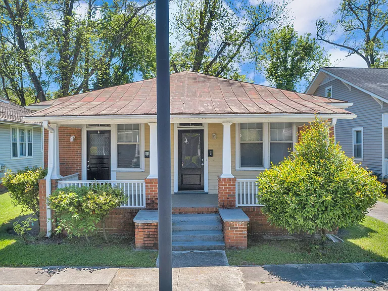 240 Ellis St #B — Photo 1