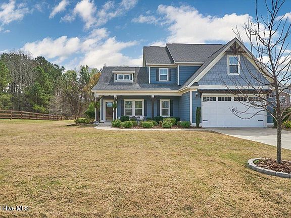 2nd image of 513 Abbey Road