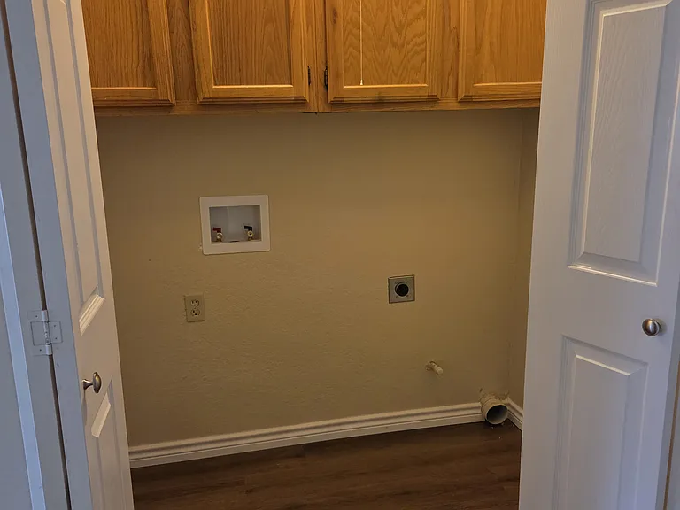 1307 Brady Dr — Photo 12