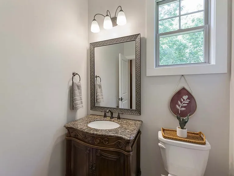 8425 Hobhouse Cir — Photo 49